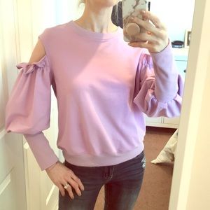 Lavender lantern sleeved sweatshirt